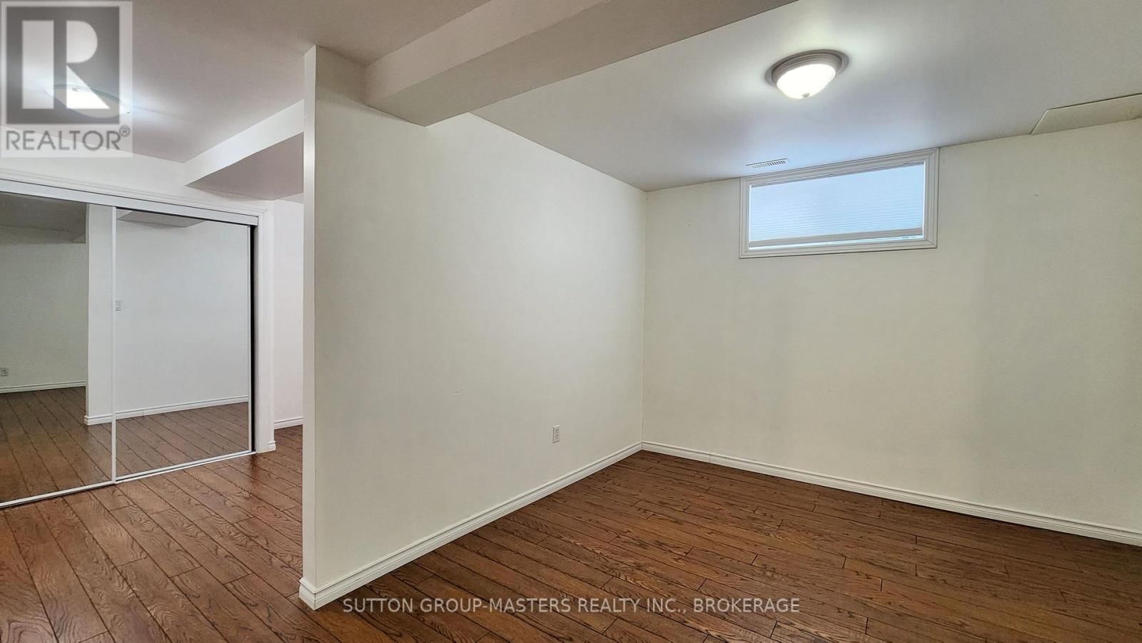 178 LANGFIELD STREET Image 36