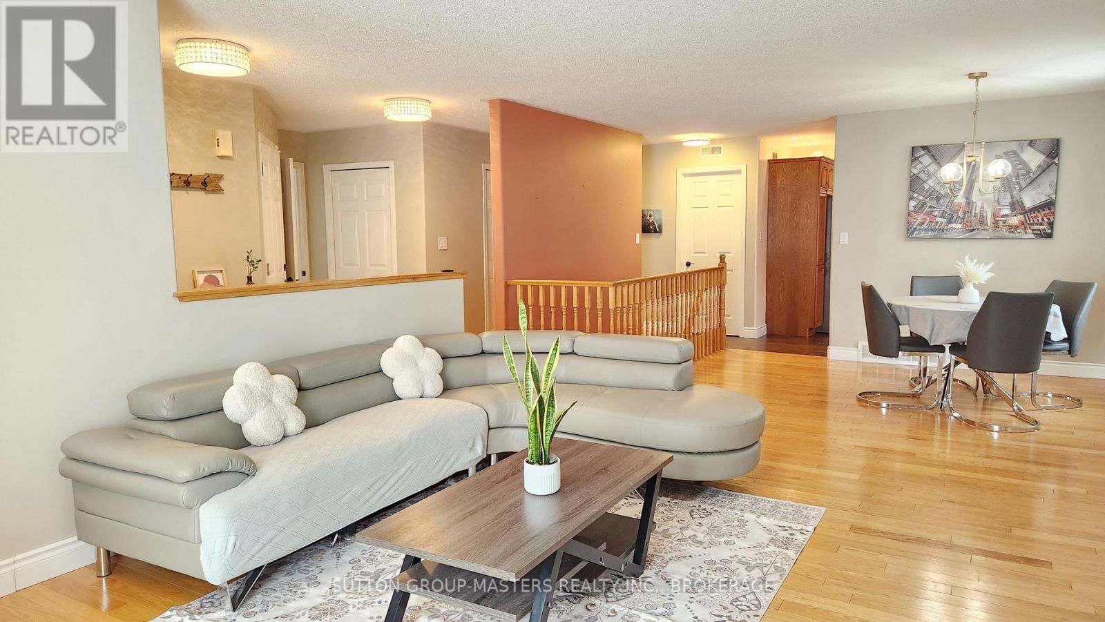 178 LANGFIELD STREET Image 9