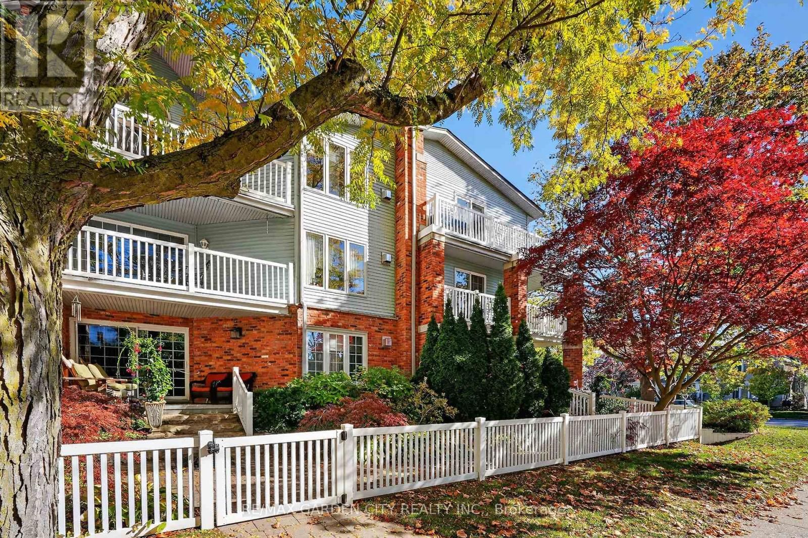 201 - 70 MAIN STREET Image 34