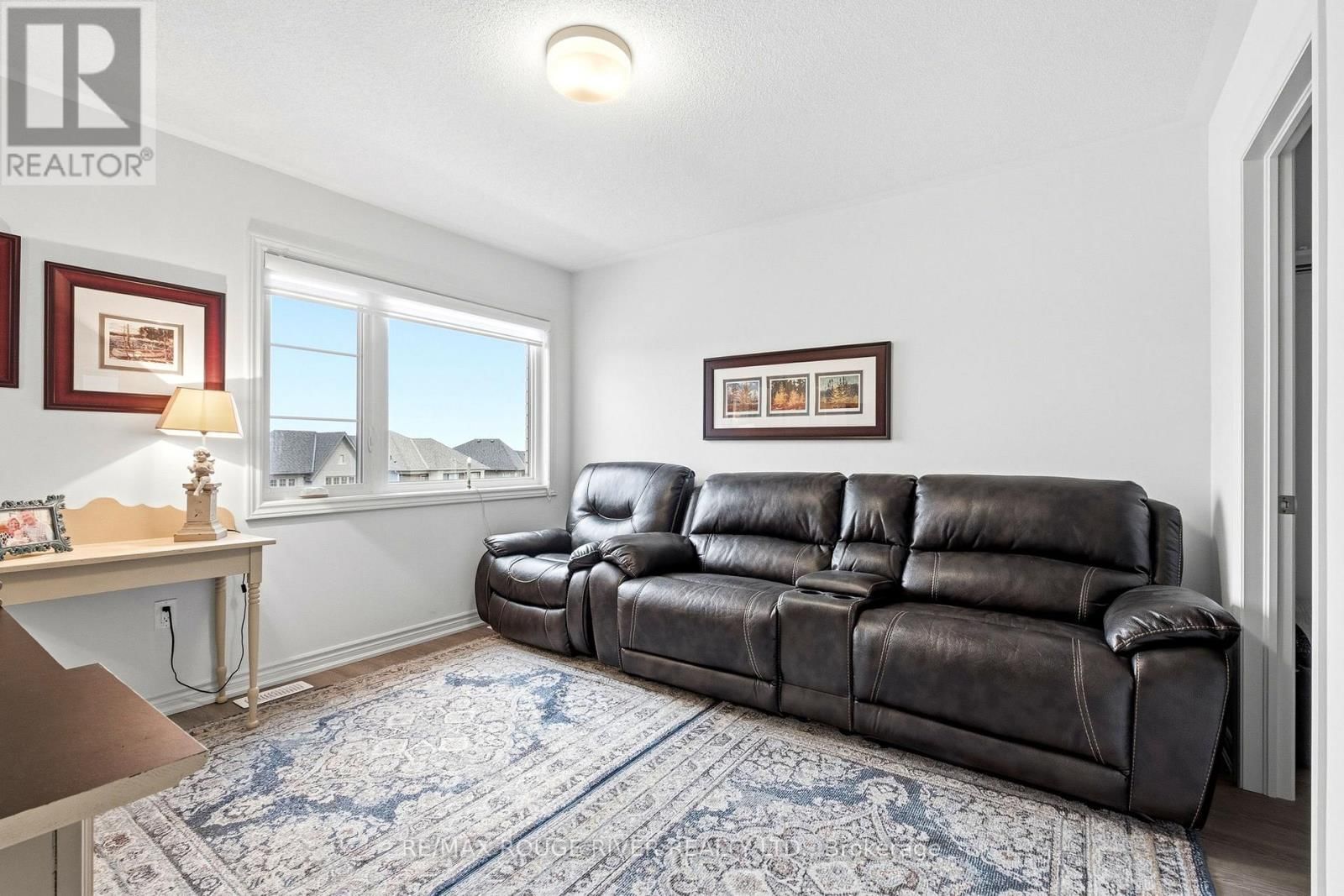 1017 TRAILSVIEW AVENUE Image 30