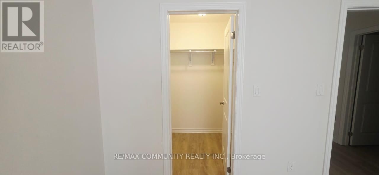 136 SAPPHIRE WAY Image 16