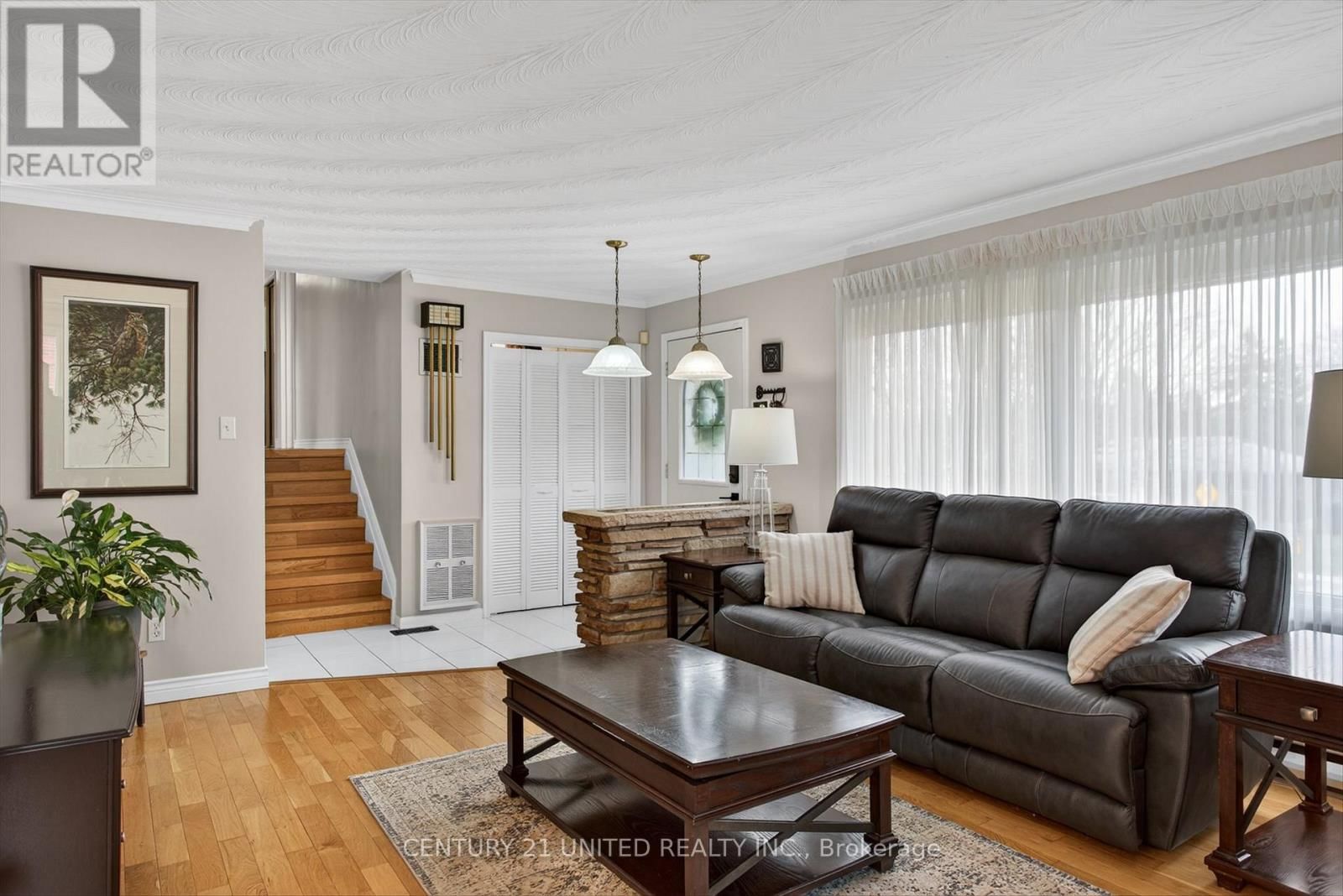 59 KAWARTHA HTS BOULEVARD Image 11