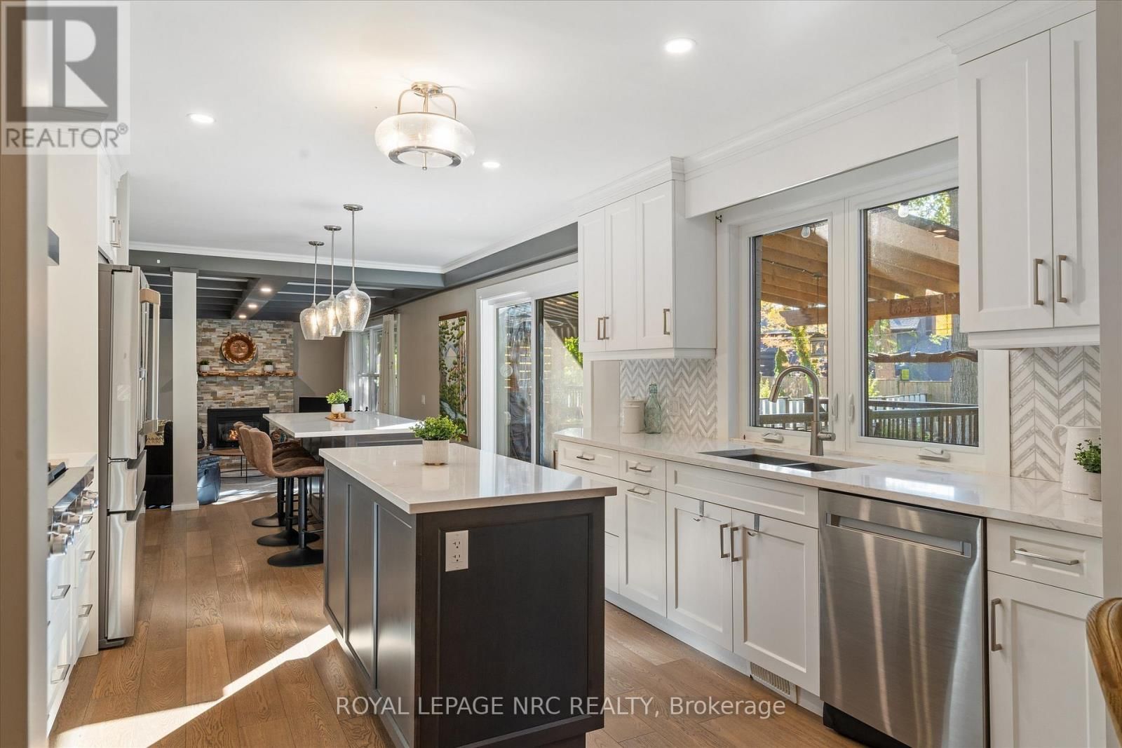 16 BRIARFIELD CRESCENT Image 10