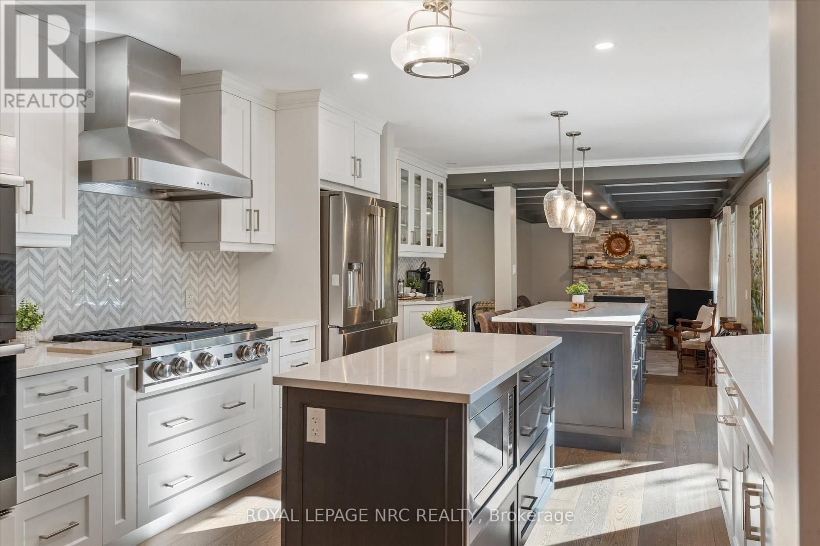 16 BRIARFIELD CRESCENT Image 12