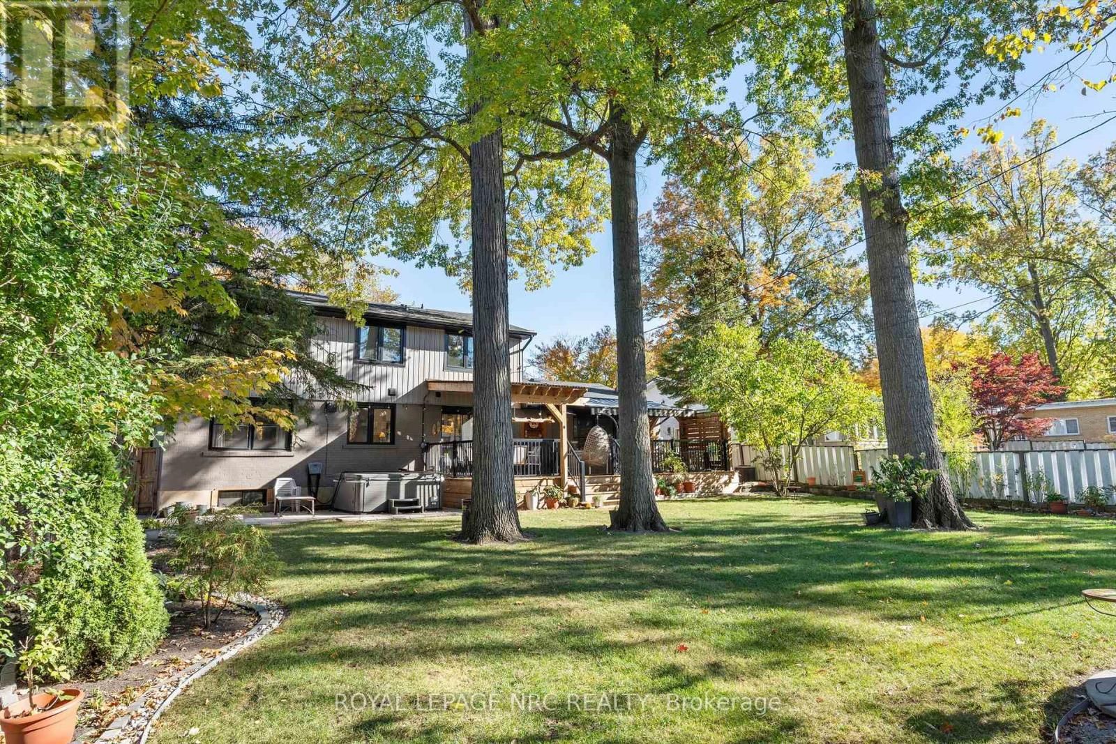 16 BRIARFIELD CRESCENT Image 37