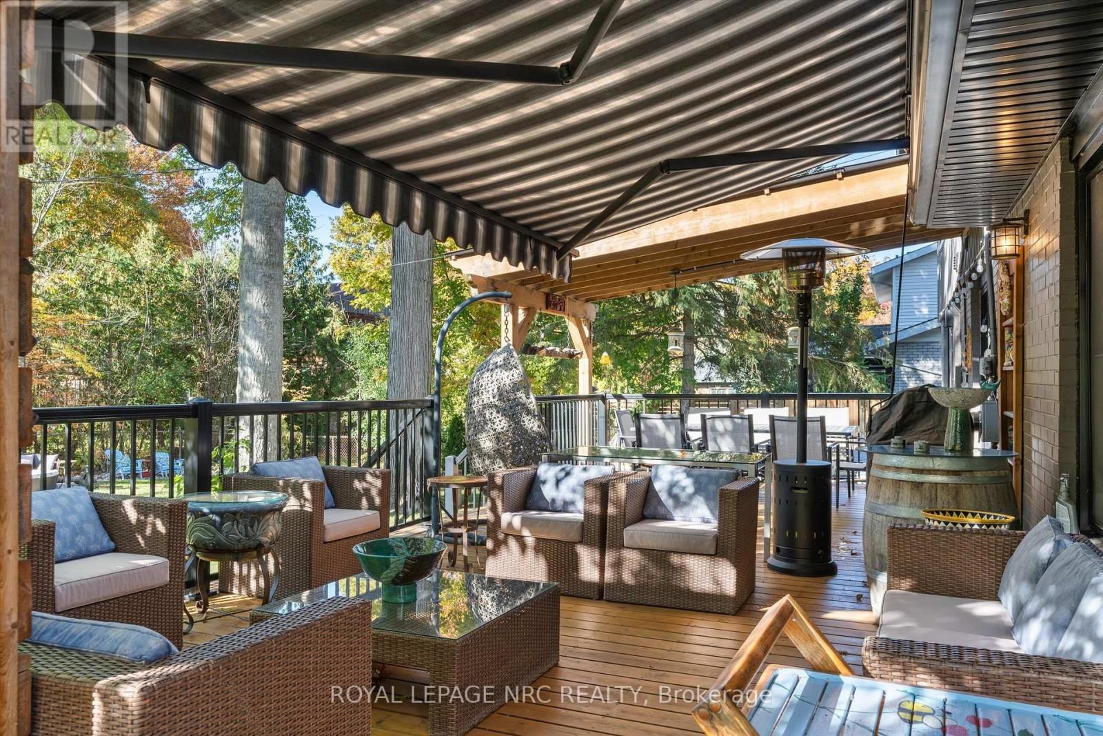 16 BRIARFIELD CRESCENT Image 38