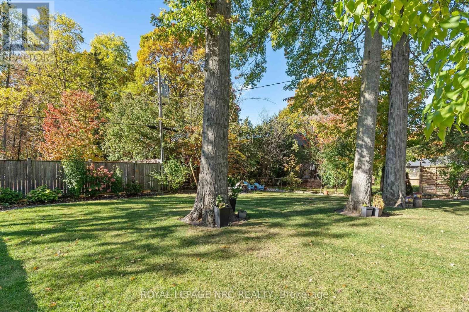 16 BRIARFIELD CRESCENT Image 39