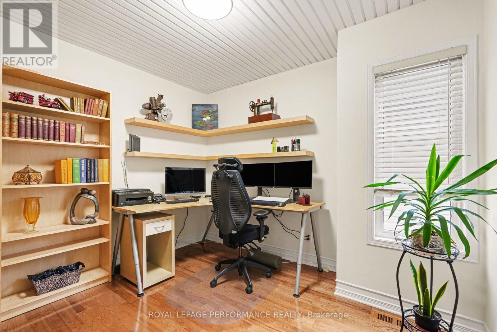 992 BALLANTYNE DRIVE Image 12