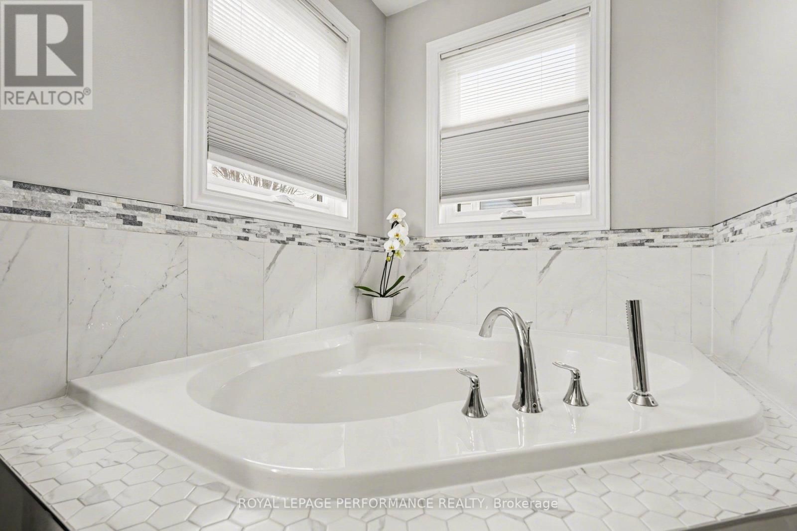 992 BALLANTYNE DRIVE Image 20