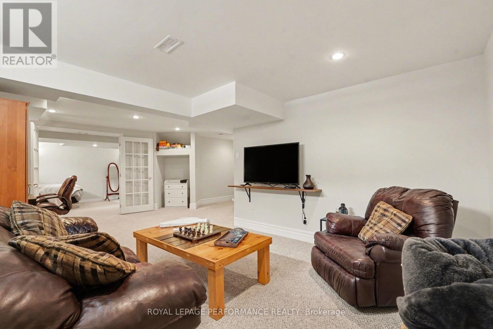 992 BALLANTYNE DRIVE Image 31