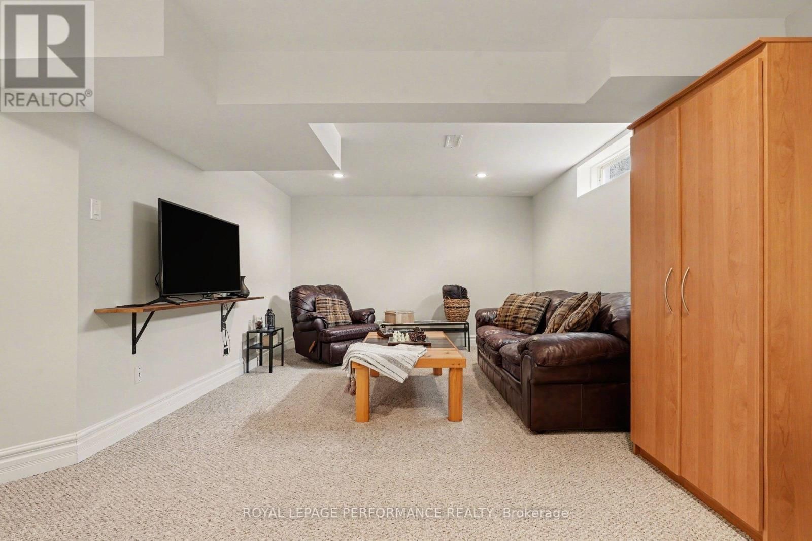 992 BALLANTYNE DRIVE Image 33