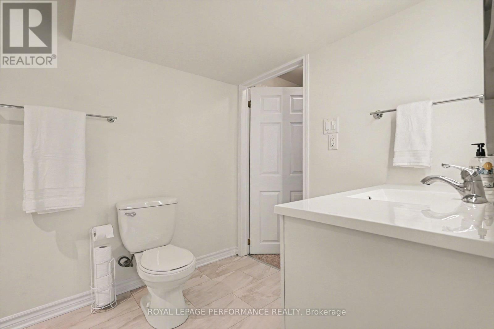 992 BALLANTYNE DRIVE Image 36