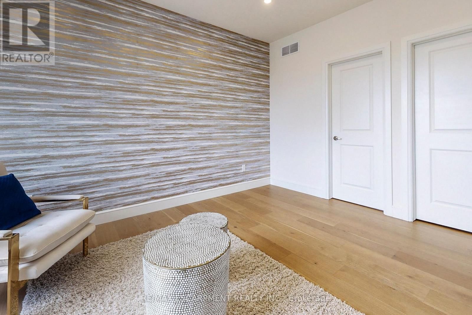 49 ROSELAWN AVENUE Image 26