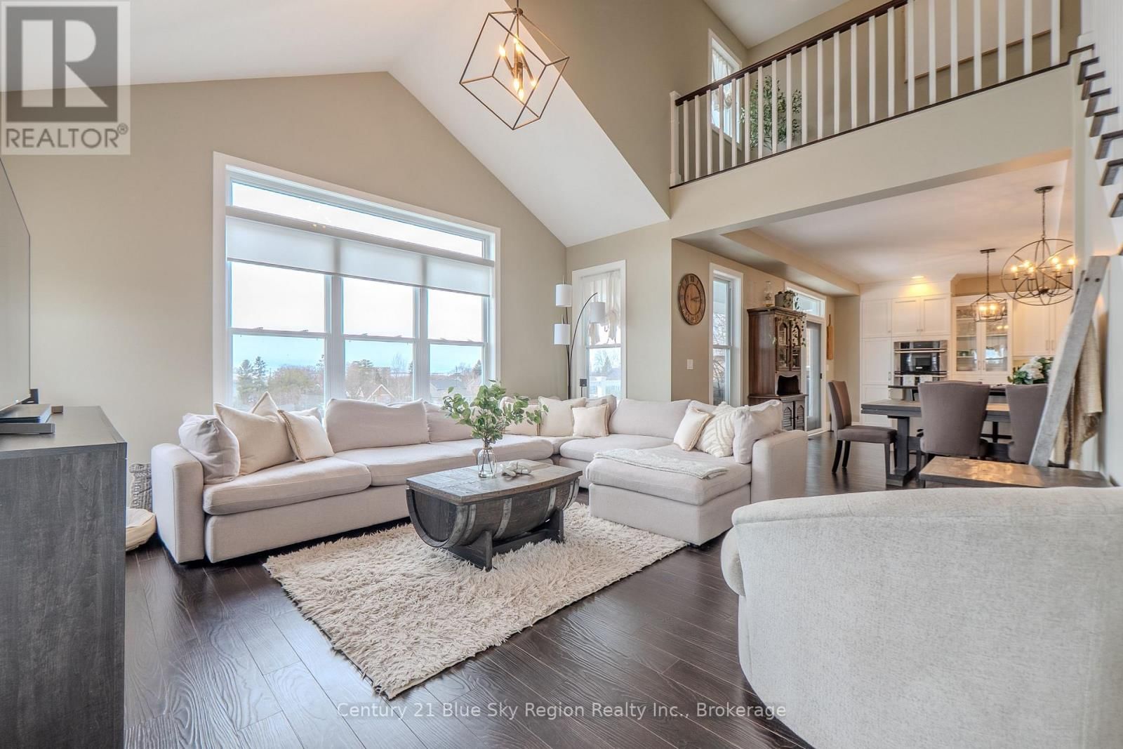 723 MCLAREN STREET Image 14