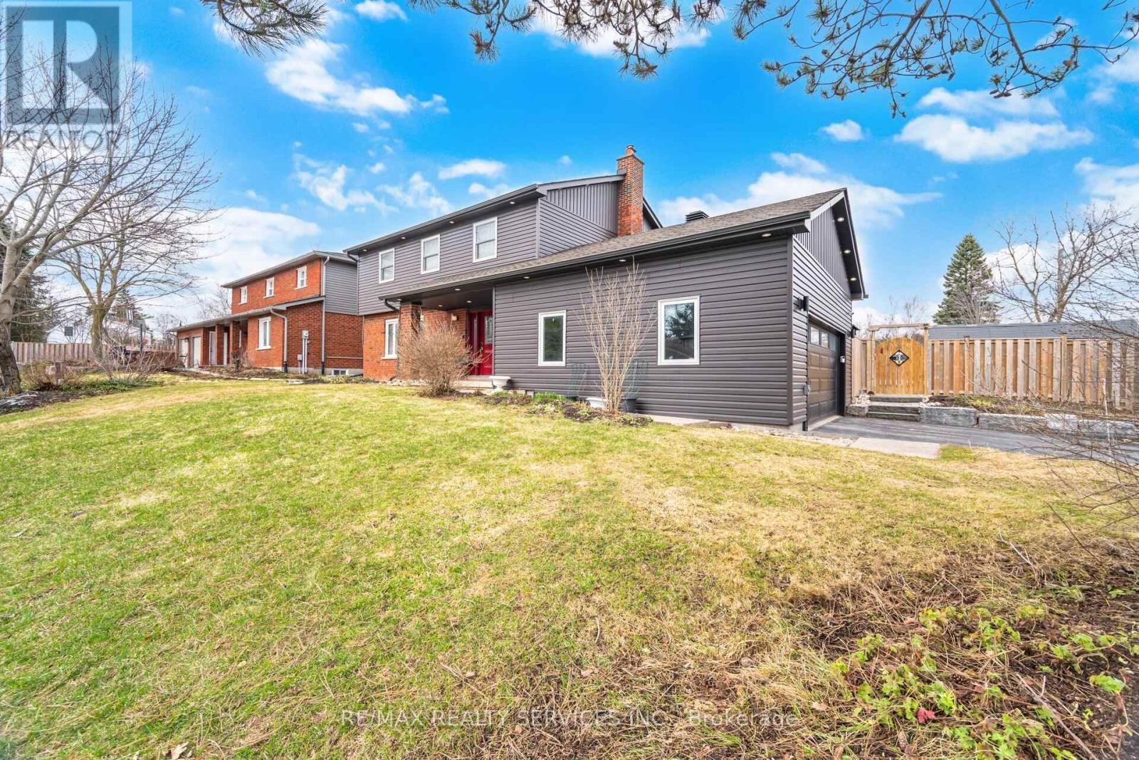 12 PINE STREET Image 4