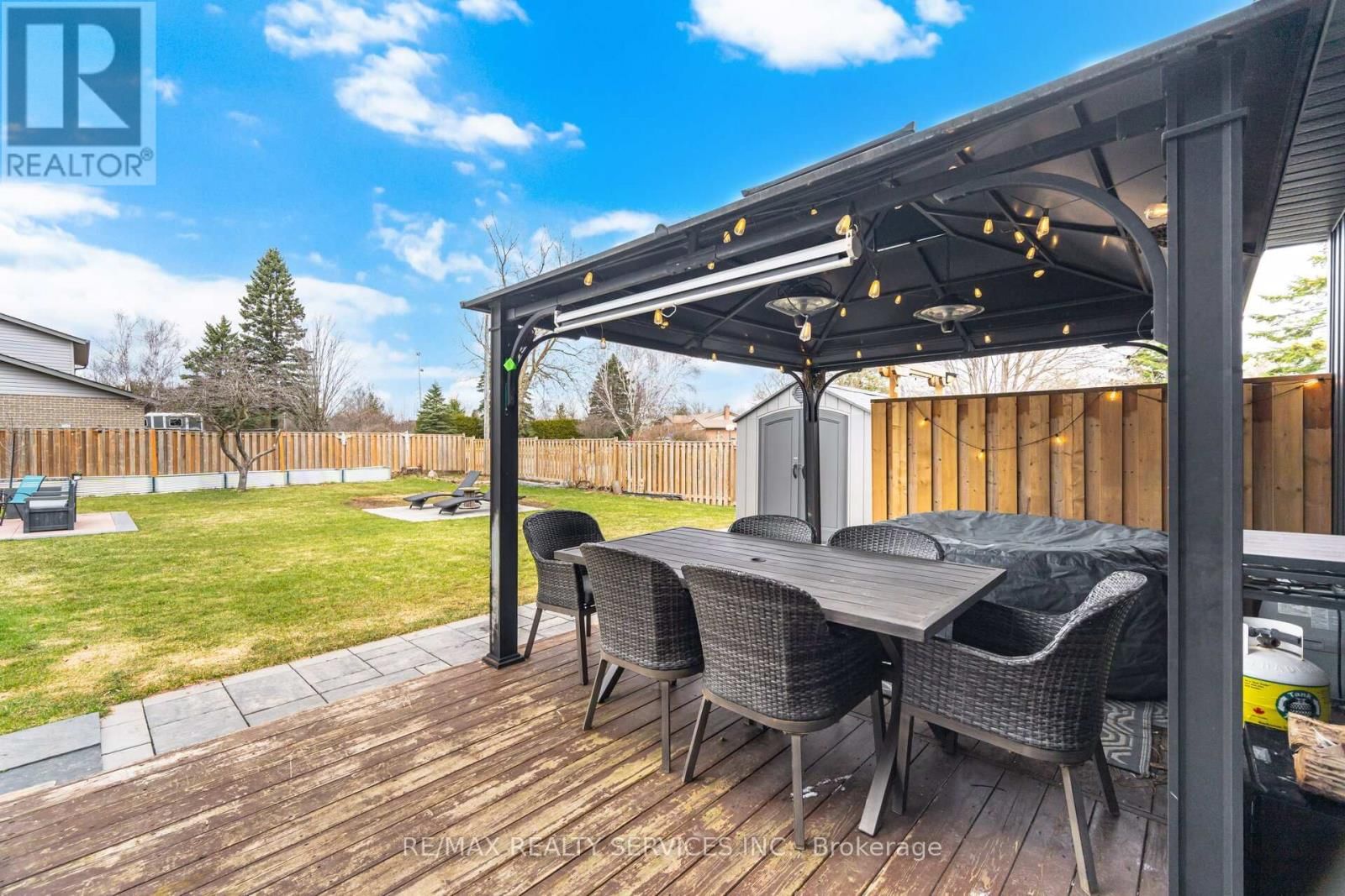 12 PINE STREET Image 41