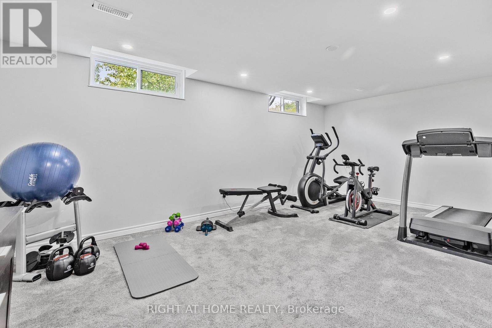 23 RIVERVIEW BOULEVARD Image 22