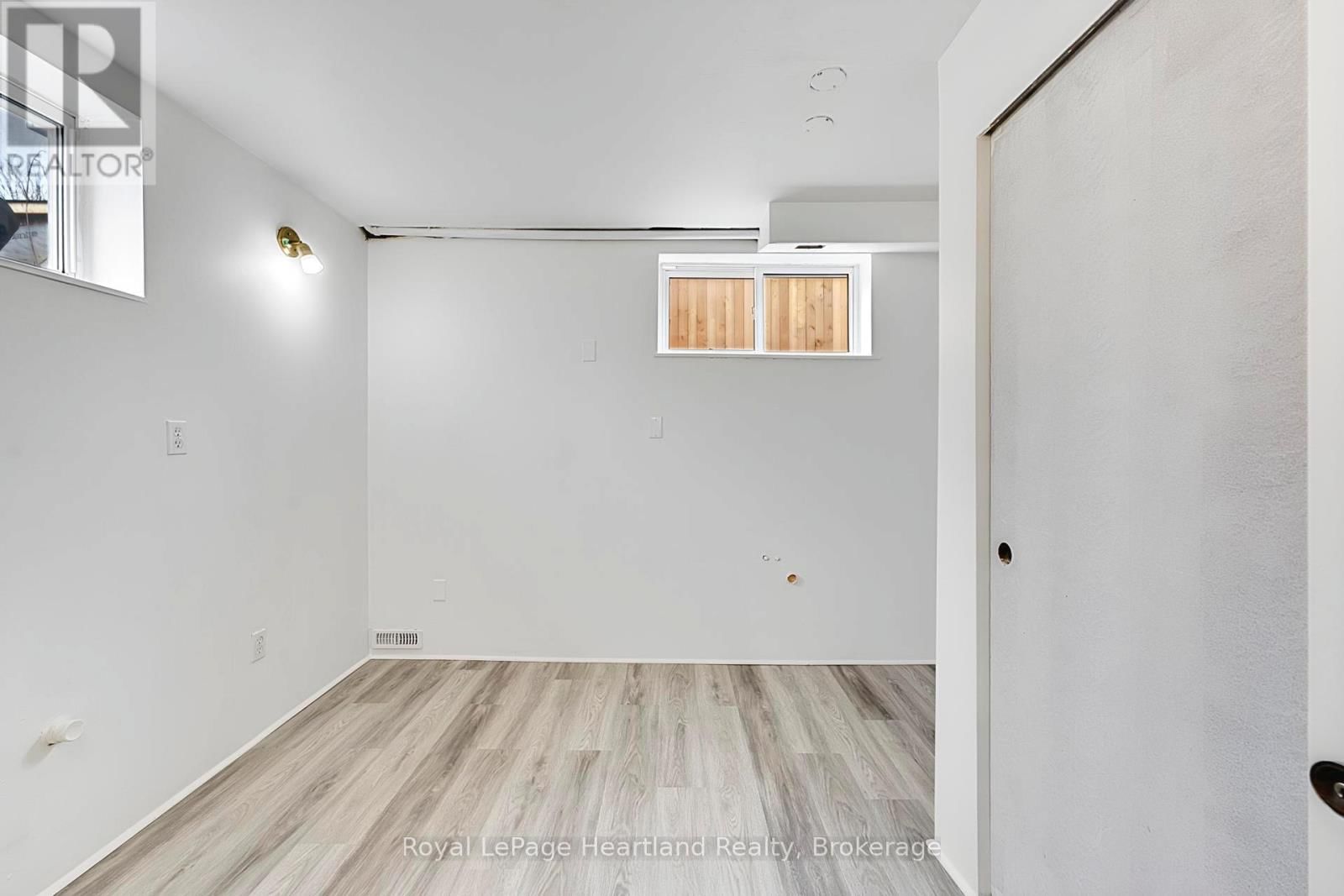 100 ARTHUR STREET Image 29