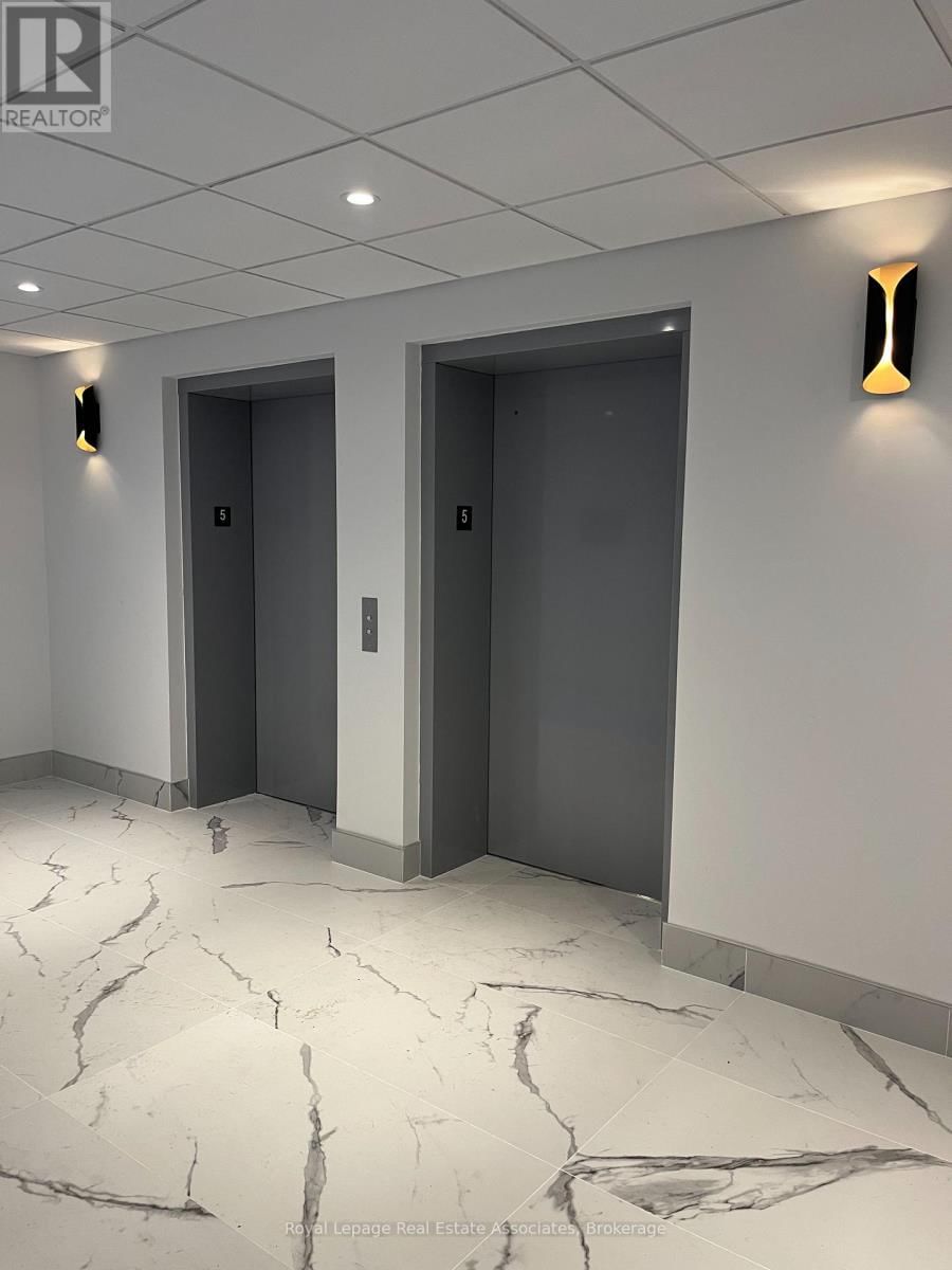 502 - 1936 RYMAL ROAD EAST Image 1