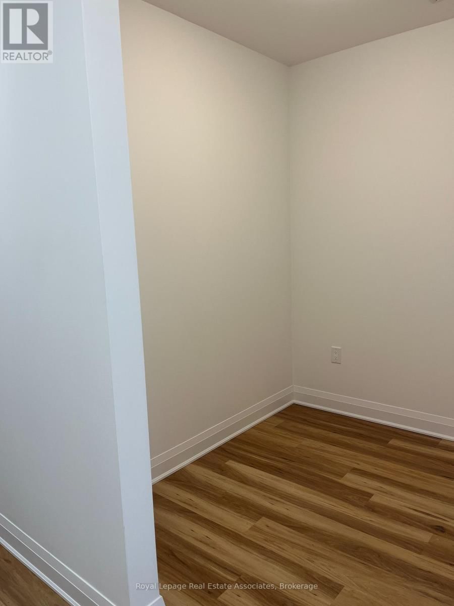 502 - 1936 RYMAL ROAD EAST Image 18