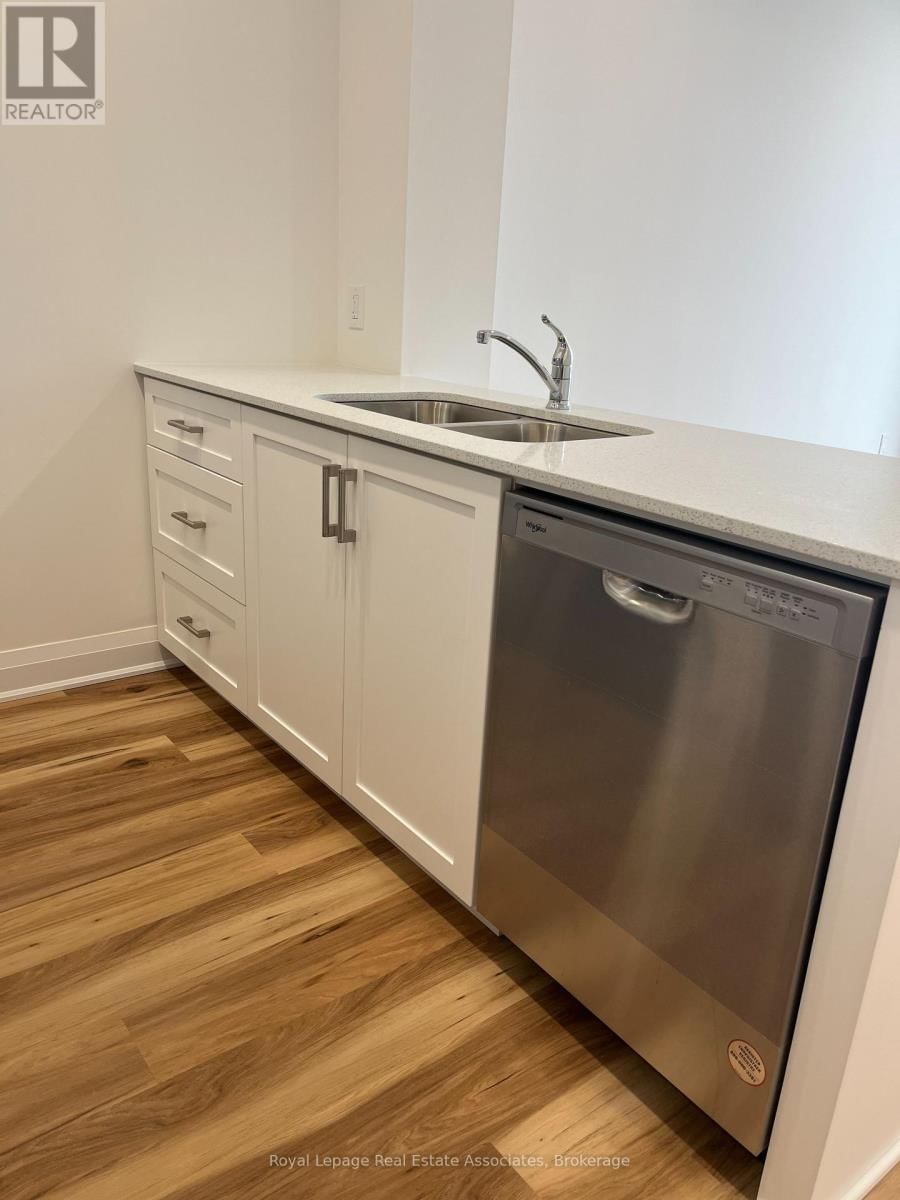 502 - 1936 RYMAL ROAD EAST Image 5