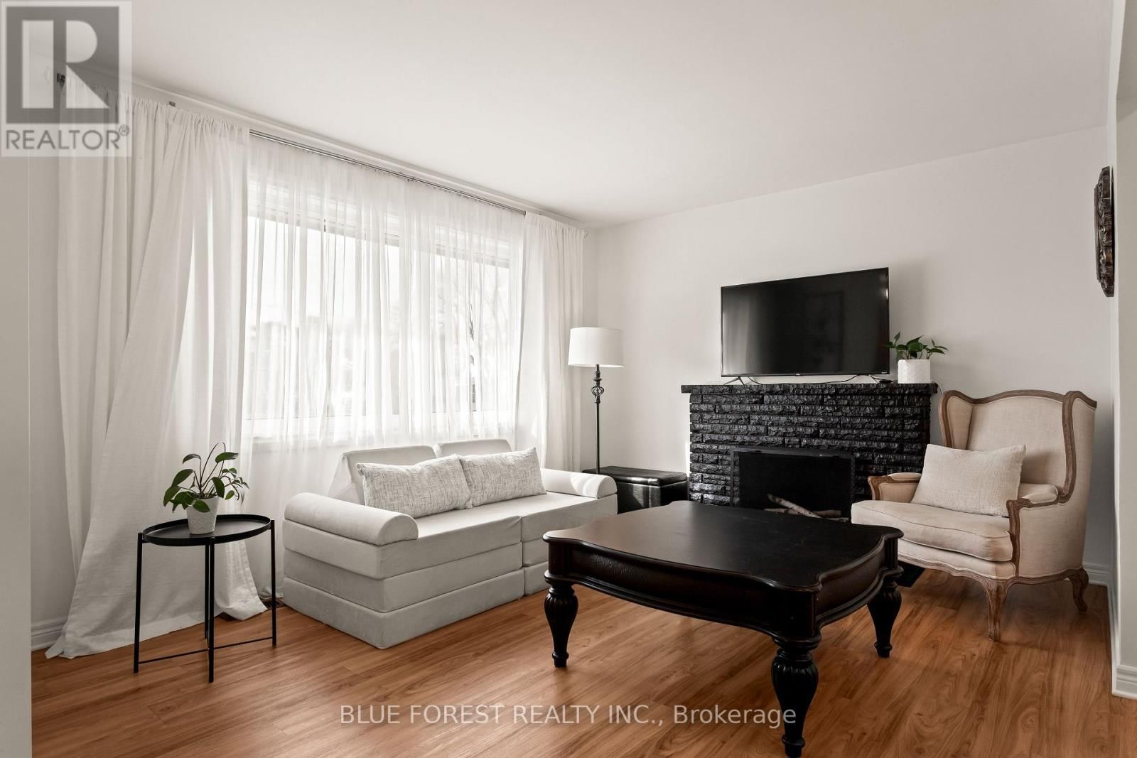 6742 JAMES STREET Image 12