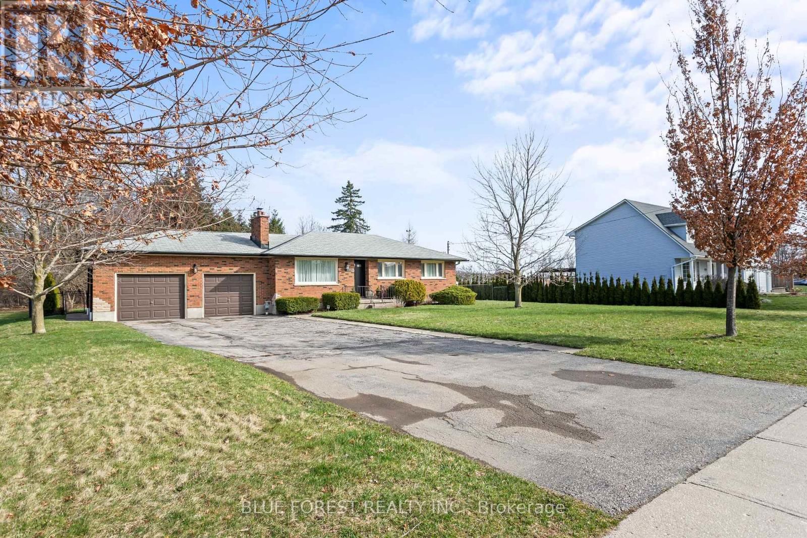 6742 JAMES STREET Image 3