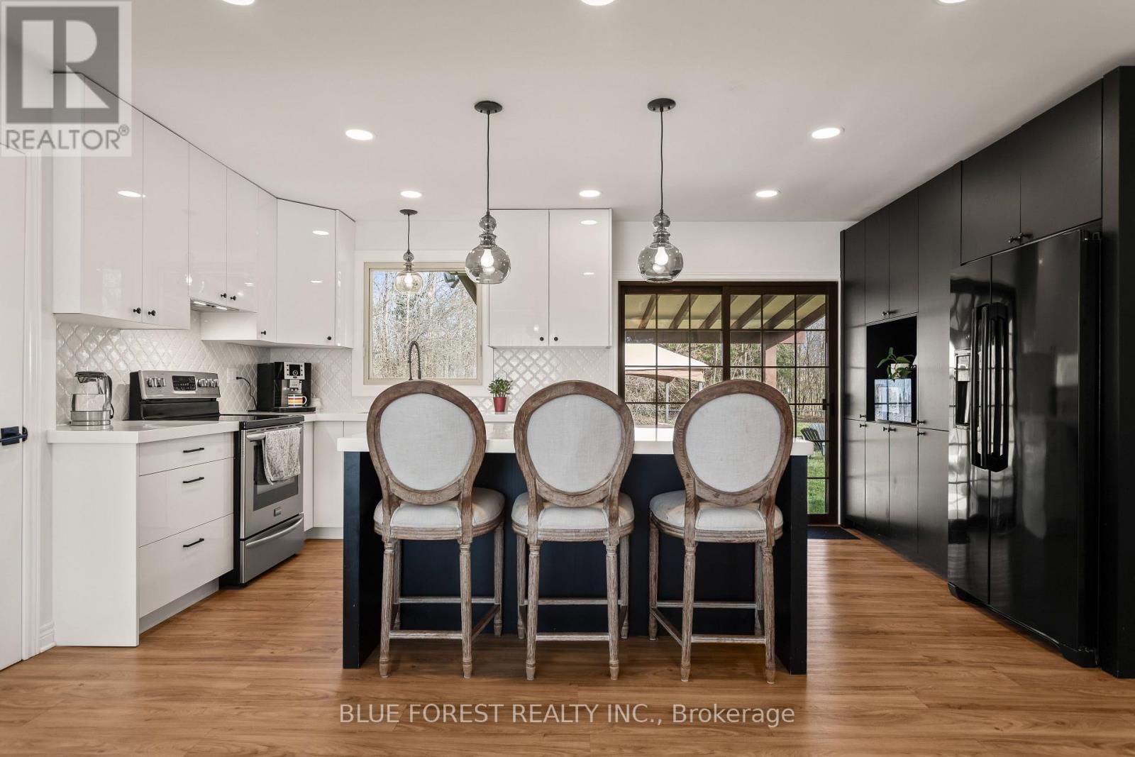 6742 JAMES STREET Image 6