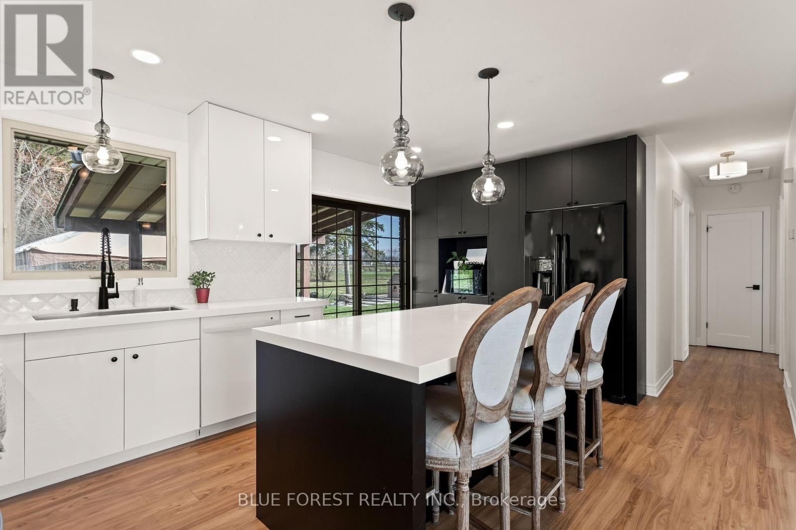 6742 JAMES STREET Image 7