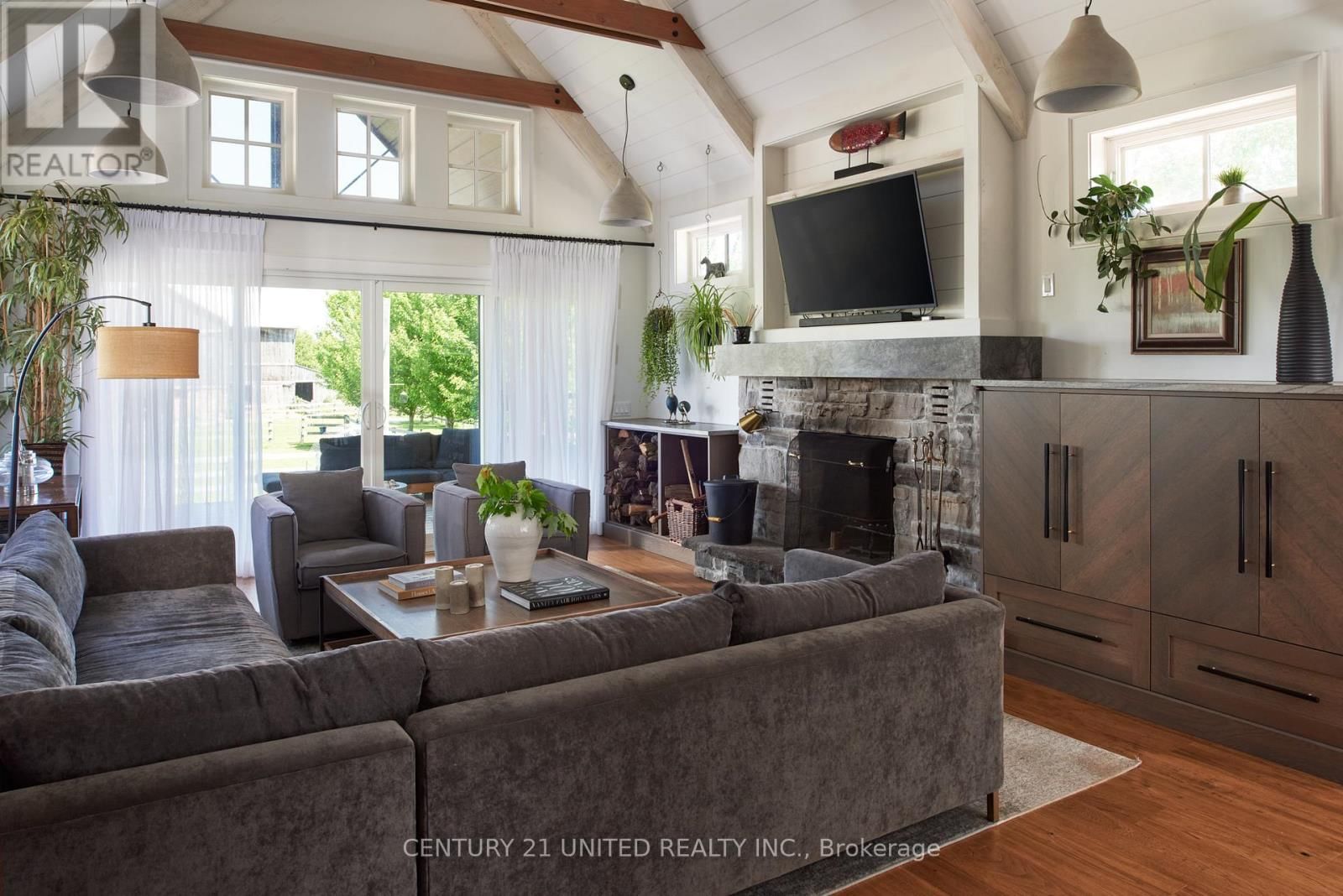 1662 11TH LINE Image 11