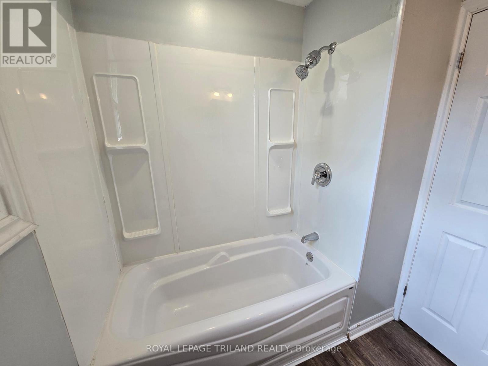 2 - 8 BEVERLEY STREET Image 12