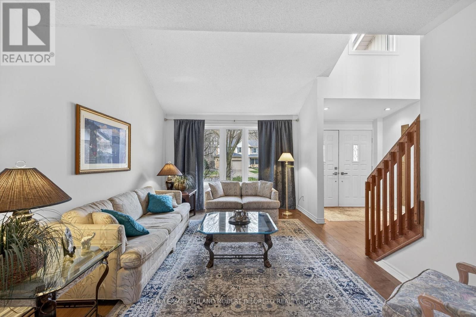 66 CHALFONT CRESCENT Image 5