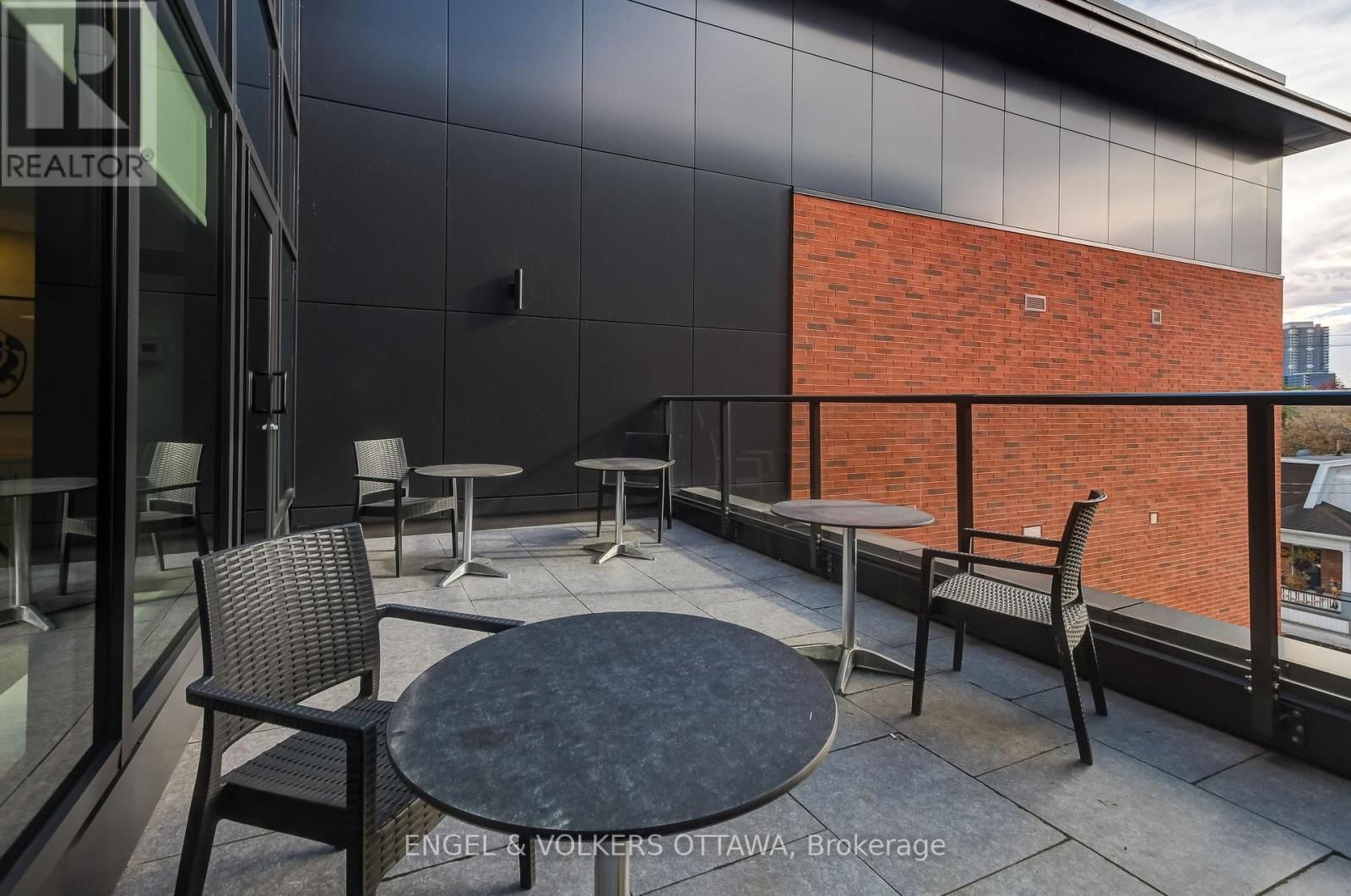 302 - 280 CRICHTON STREET Image 28