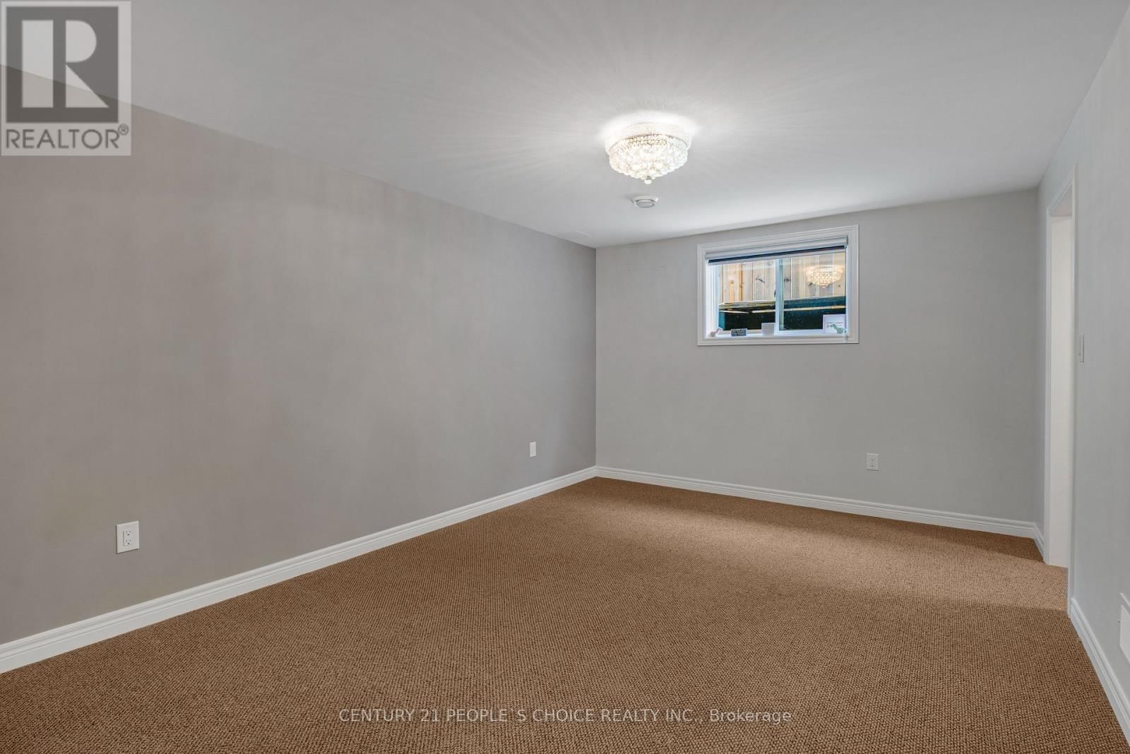 5 SECORD STREET Image 24