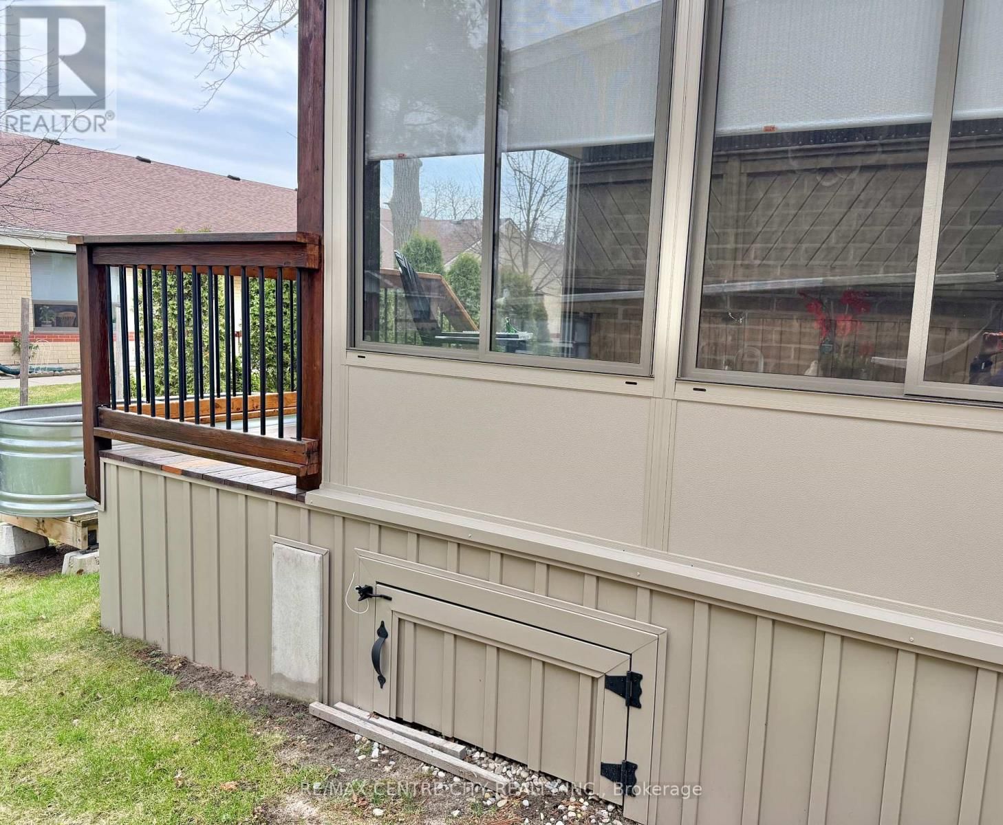 15 HOLLAND AVENUE Image 7