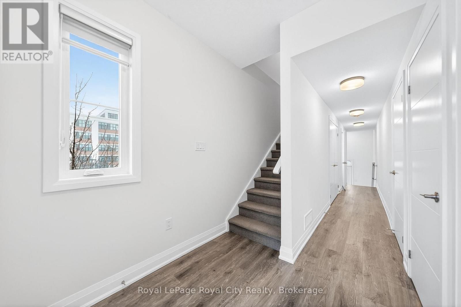 1 - 150 HURON STREET Image 8