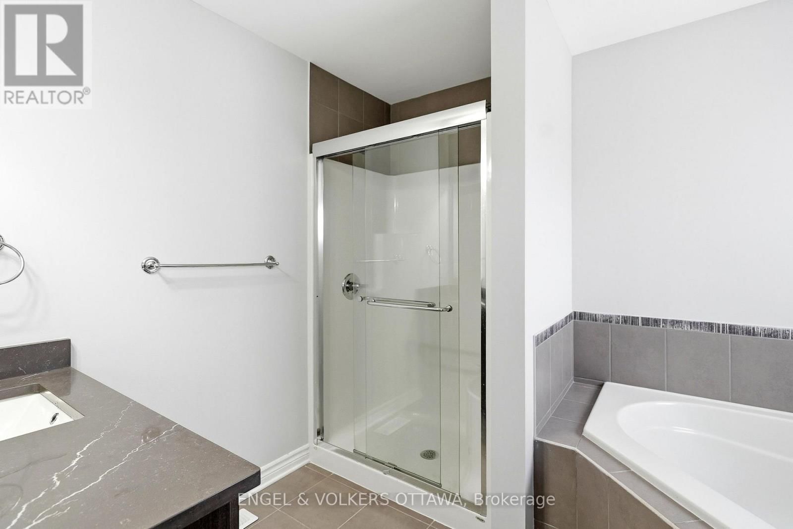 476 BARRICK HILL ROAD Image 10