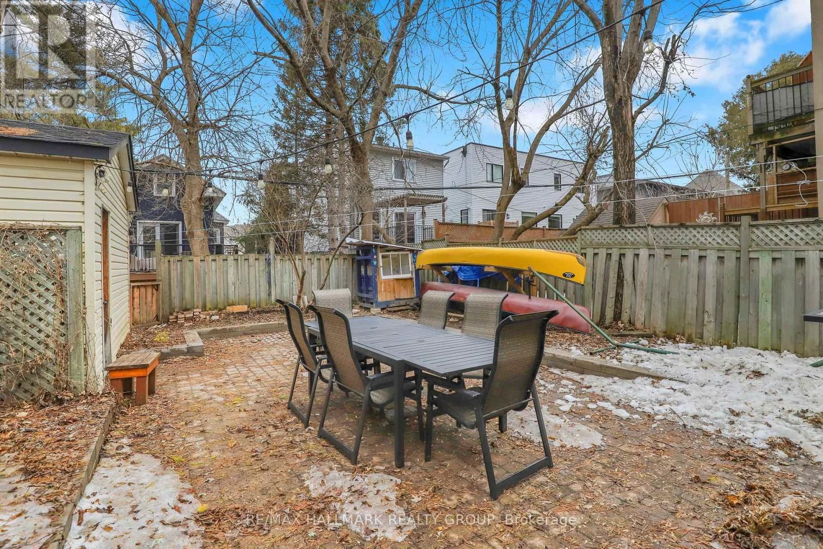 105 QUEEN MARY STREET Image 30