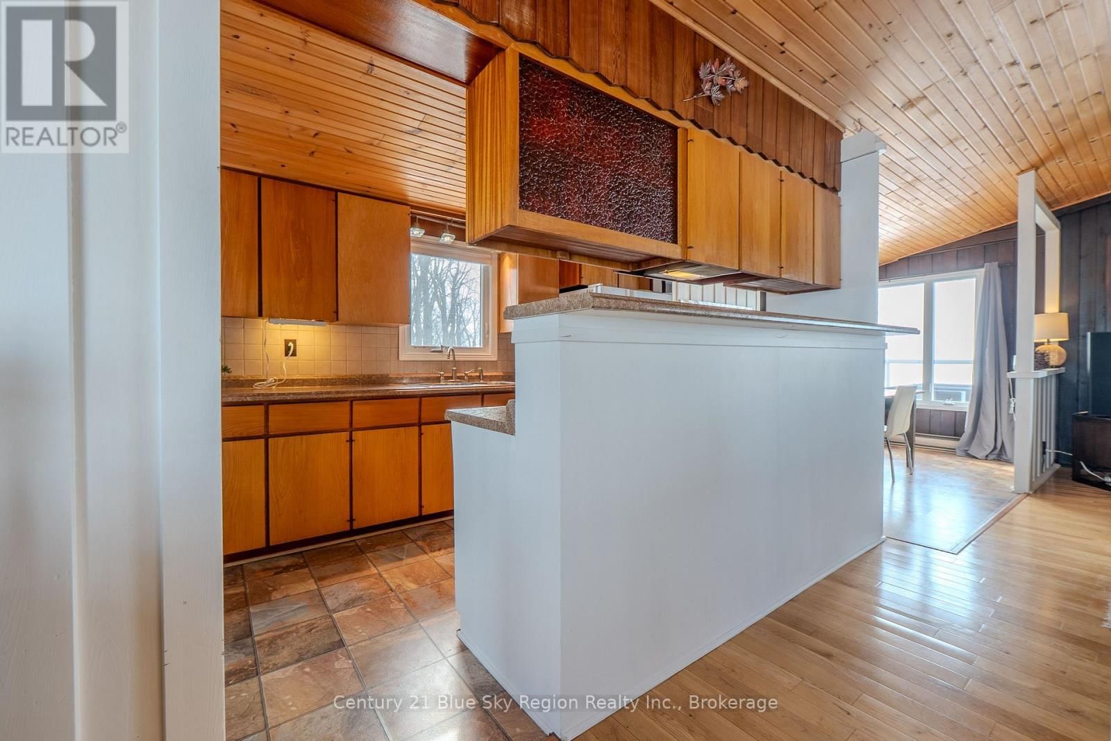 370 MARLEAU ROAD Image 9