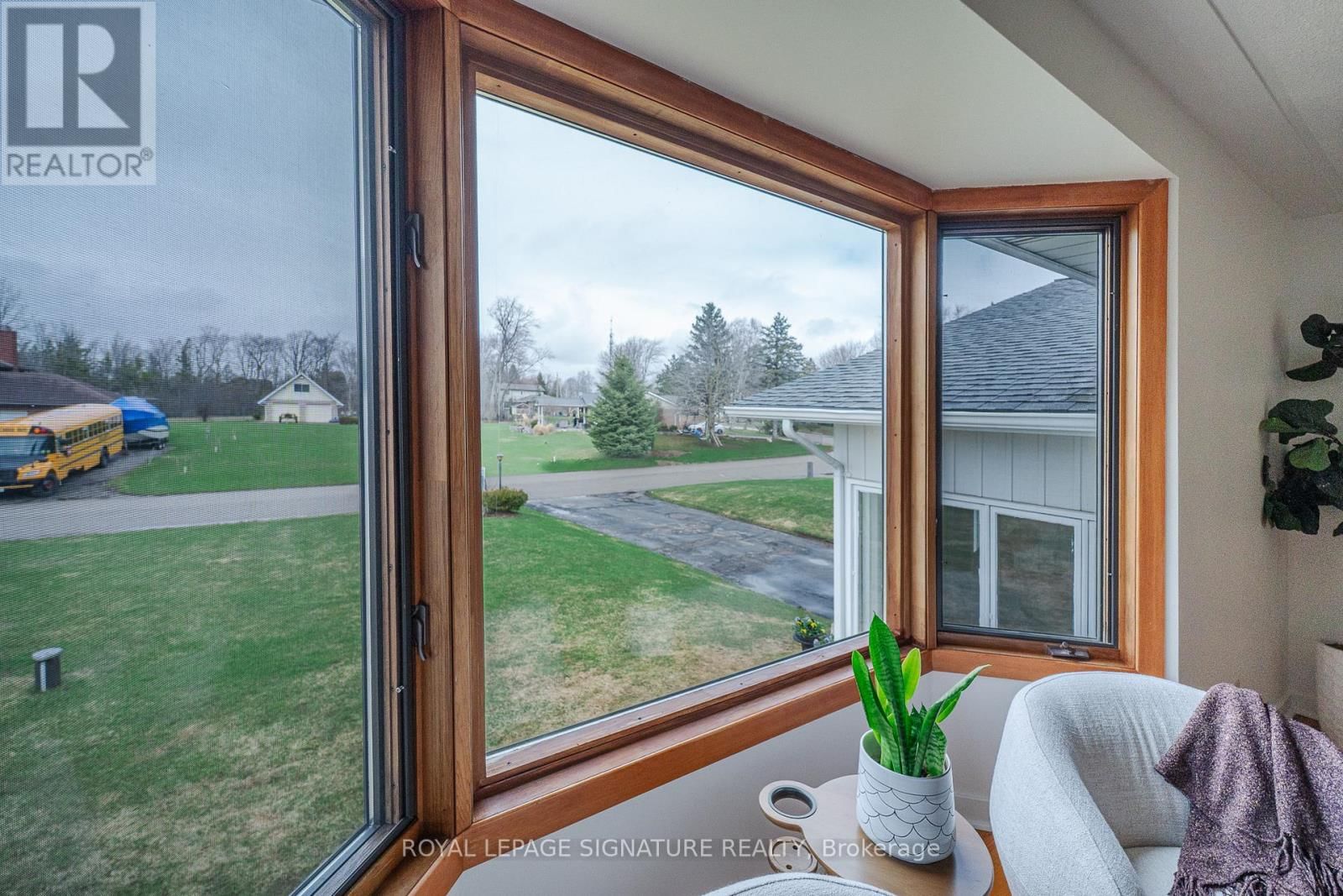 27 SUNSET DRIVE Image 11