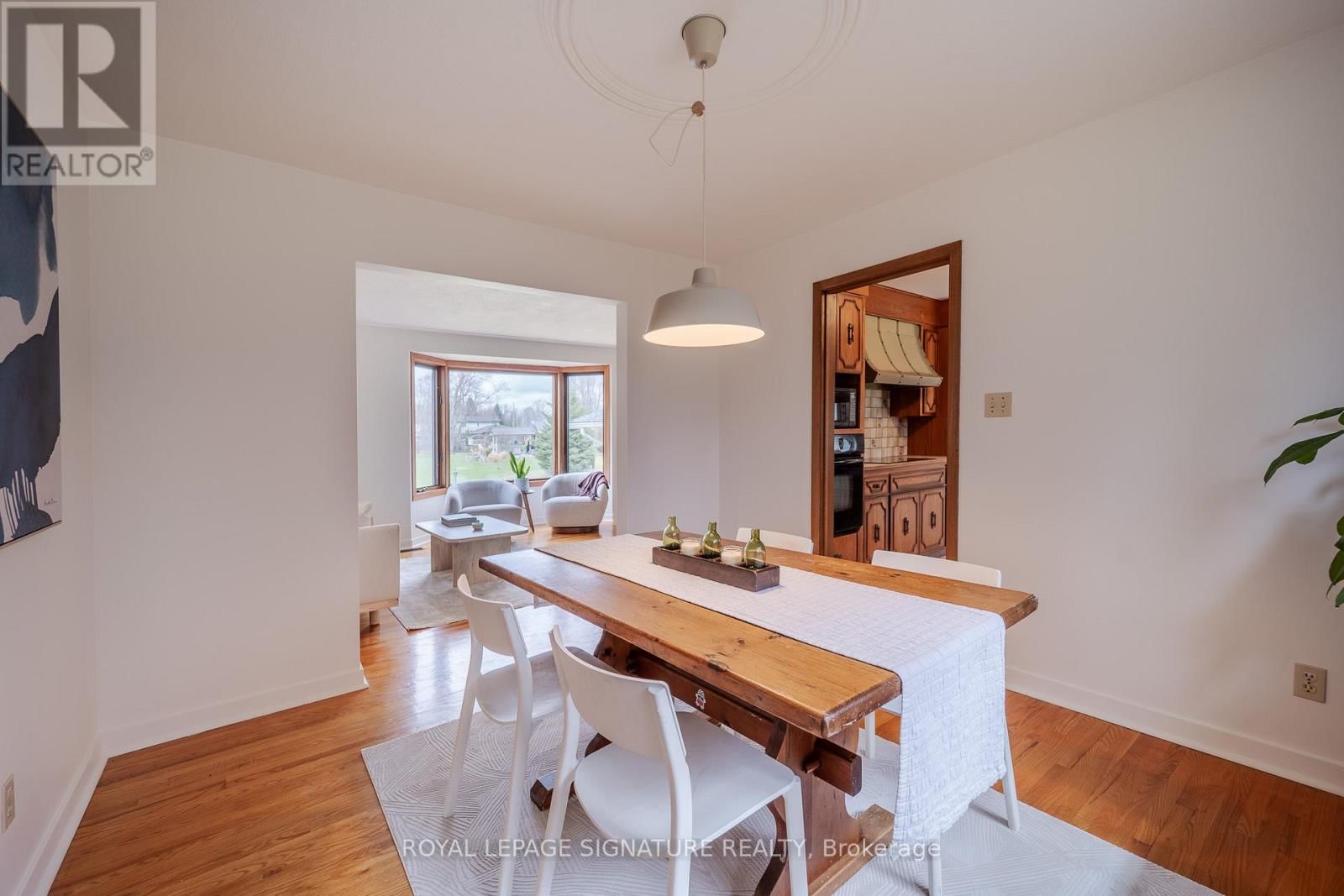 27 SUNSET DRIVE Image 13