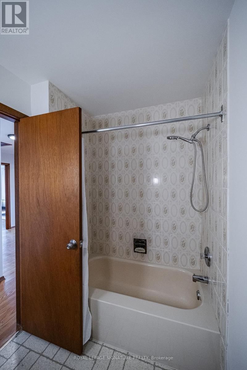 27 SUNSET DRIVE Image 21