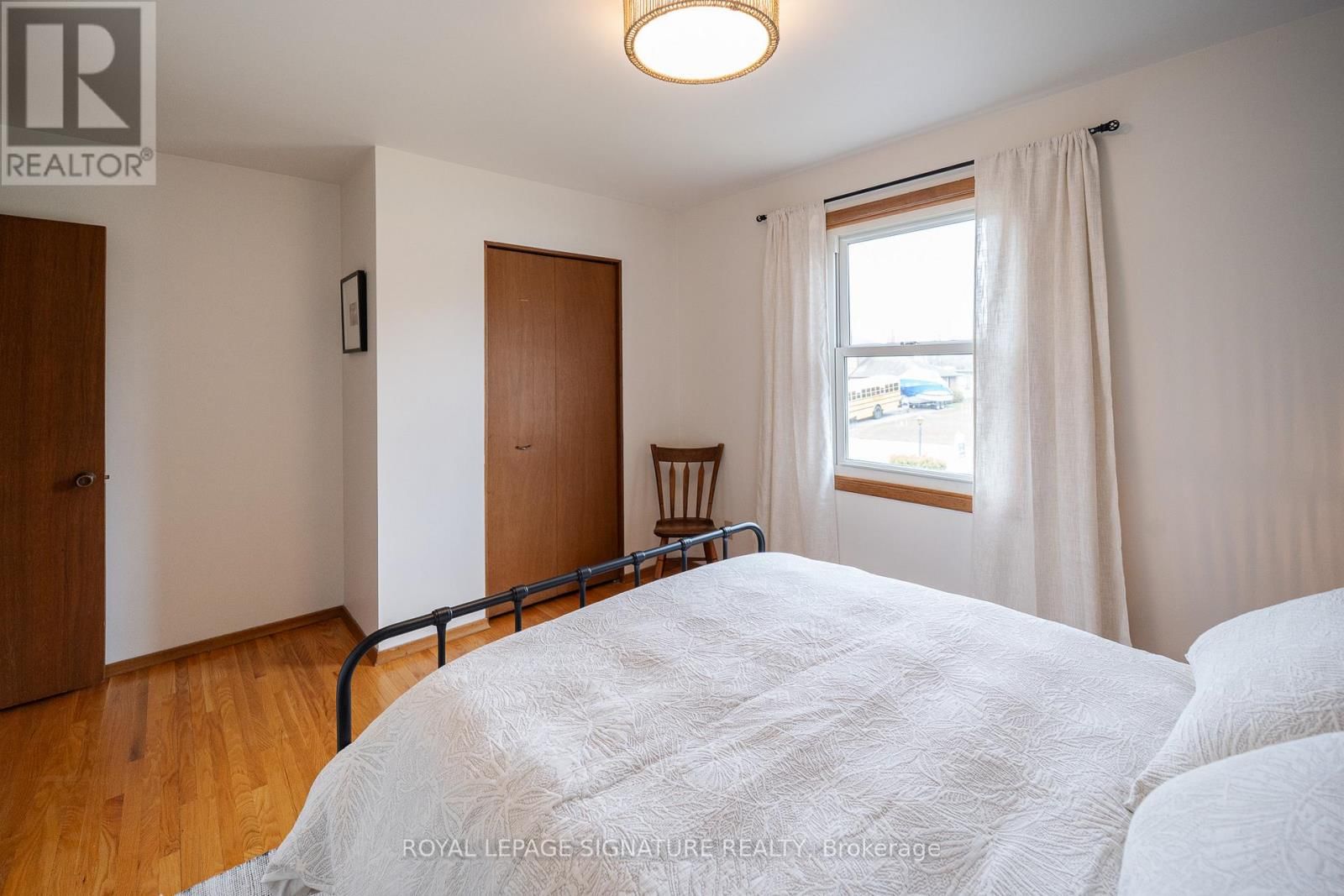 27 SUNSET DRIVE Image 29