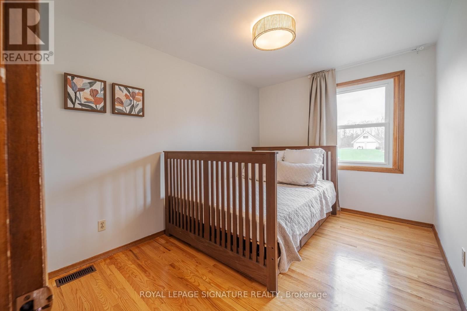 27 SUNSET DRIVE Image 30