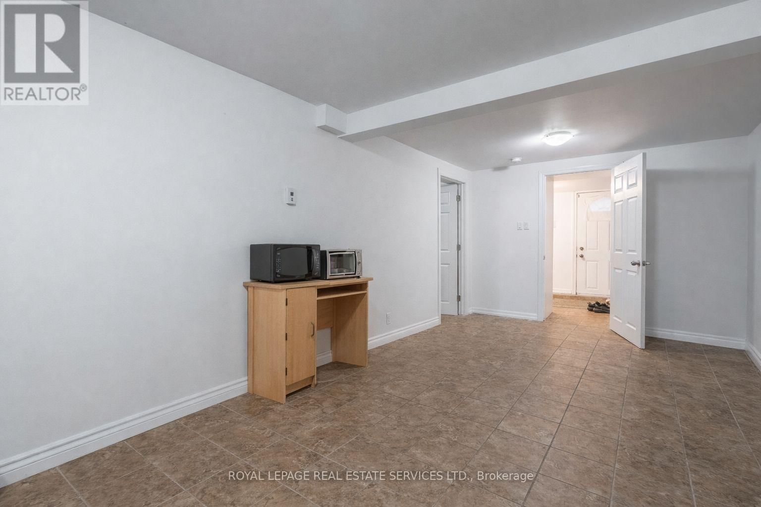 108 QUEENSTON STREET Image 21