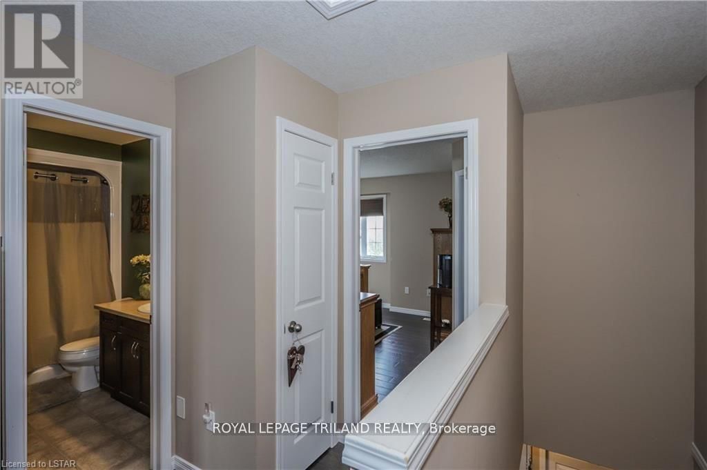 105 - 2635 BATEMAN TRAIL Image 15