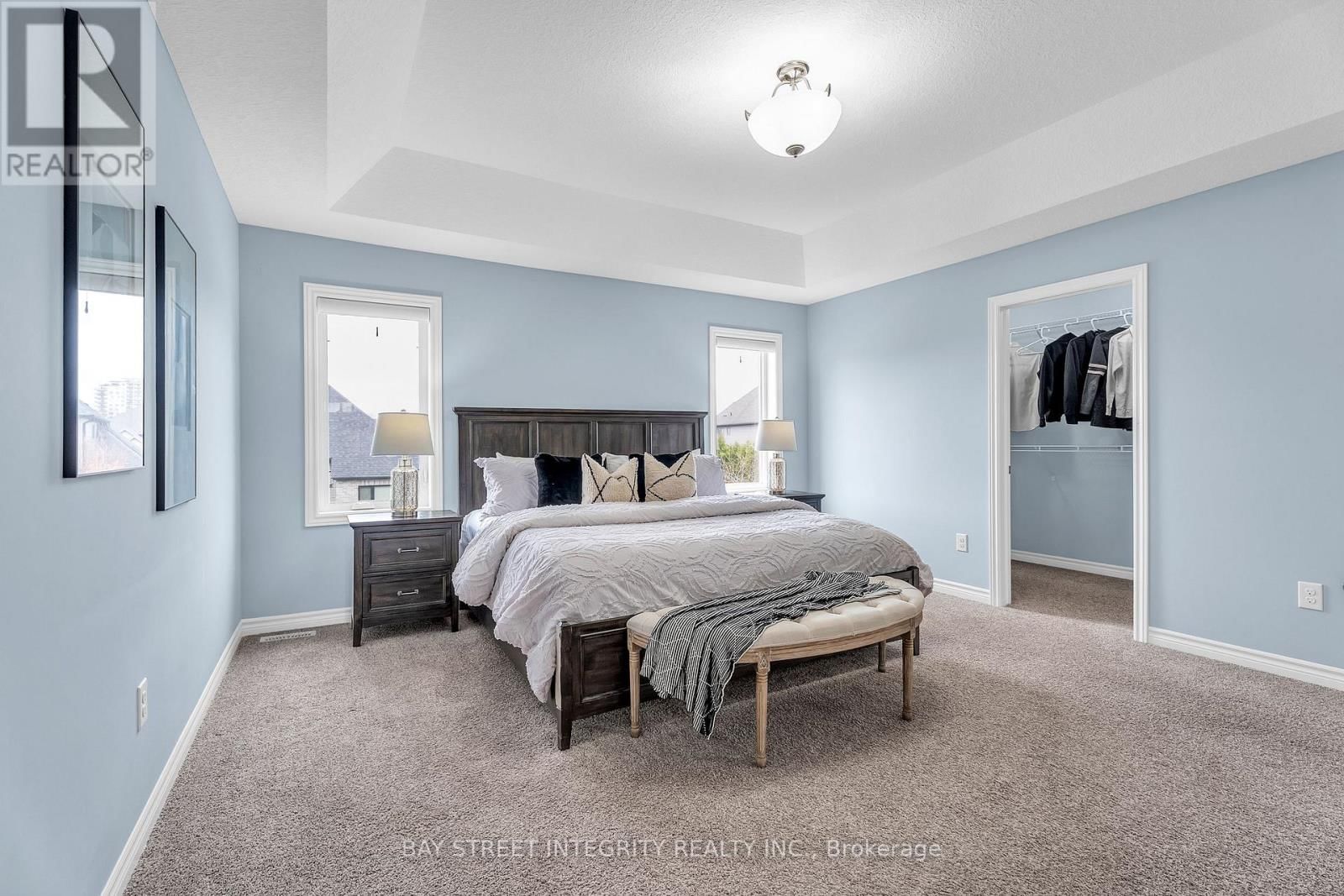 566 BRADWELL CHASE Image 23