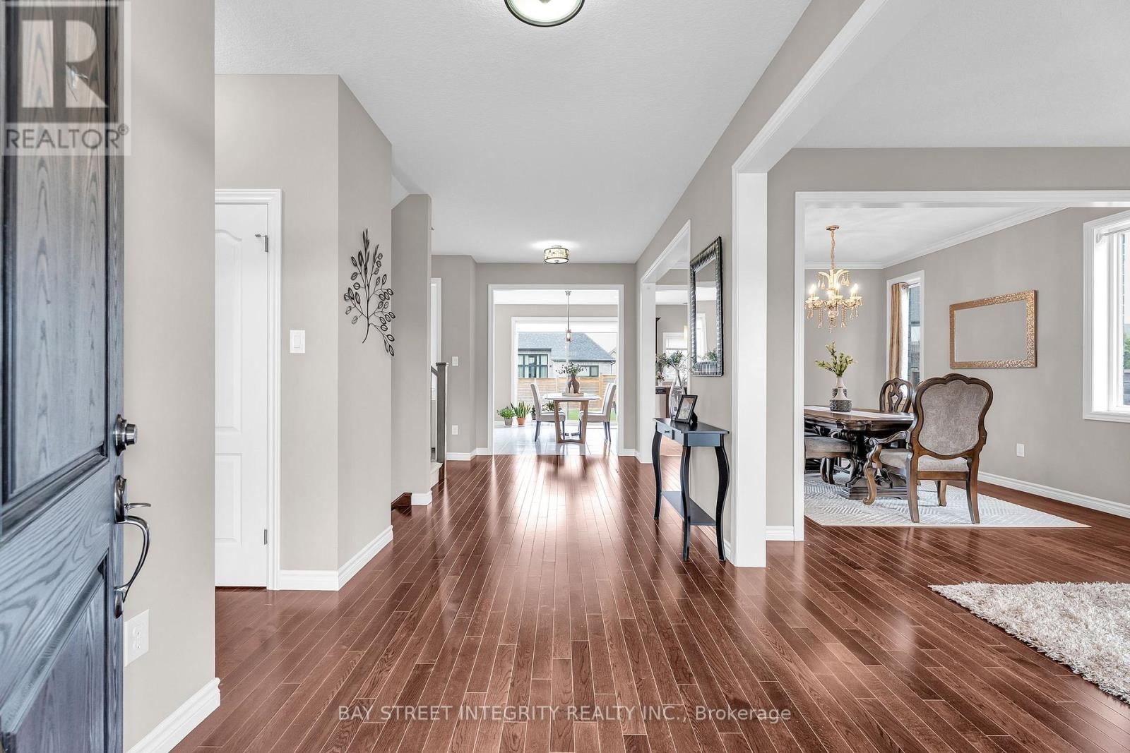 566 BRADWELL CHASE Image 3