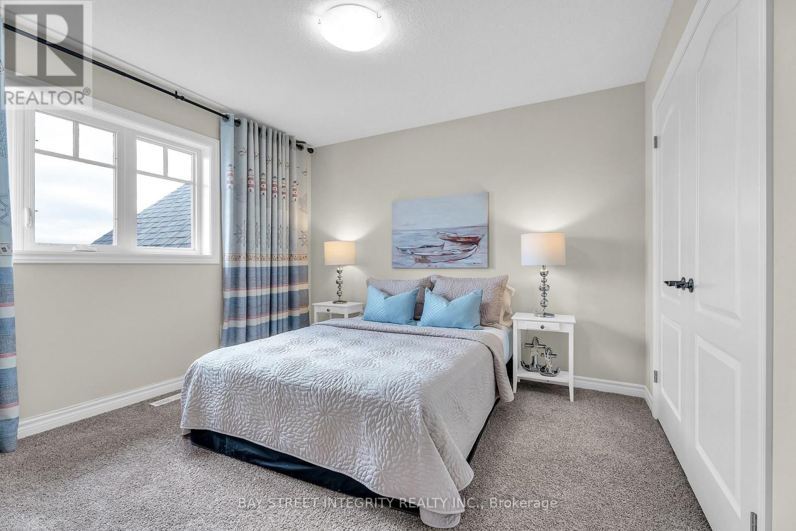 566 BRADWELL CHASE Image 31