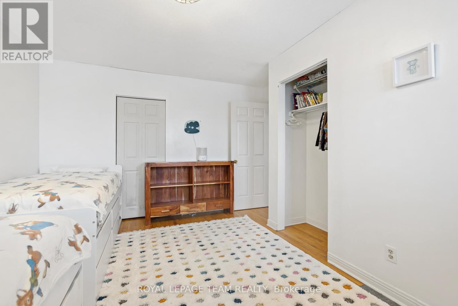 37 LEONARD AVENUE Image 22